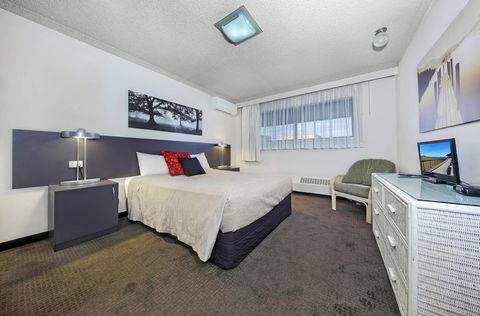 Belconnen Way Motel And Serviced Apartments - Accommodation VIC 1