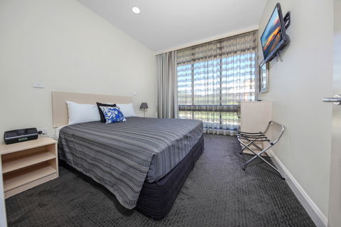 Belconnen Way Motel And Serviced Apartments - Accommodation VIC 3