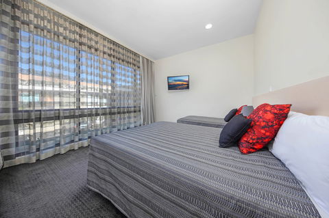 Belconnen Way Motel And Serviced Apartments - Accommodation VIC 5