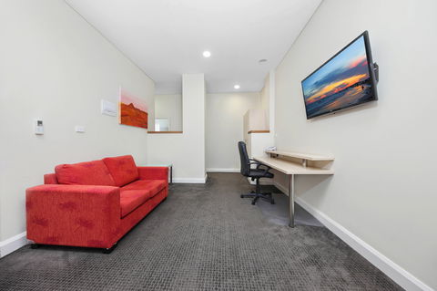 Belconnen Way Motel And Serviced Apartments - Accommodation VIC 6