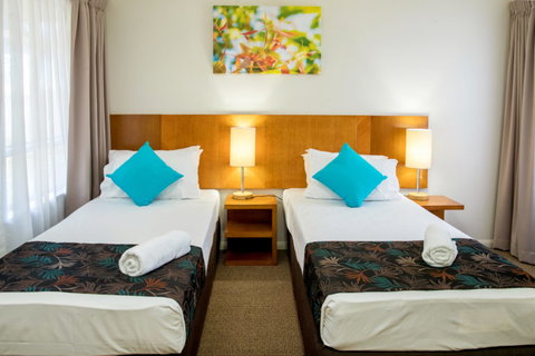 The Lakes Cairns Resort - Accommodation VIC 2