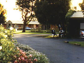 Colonial Village Motel - Accommodation VIC 0