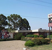 Coach Lamp Motel - Accommodation VIC