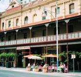 Plaza Hotel - Accommodation VIC