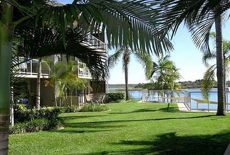 Noosa Shores Resort - Accommodation VIC 3