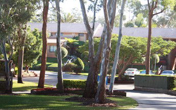Comfort Inn & Suites Robertson Gardens - Accommodation VIC 0