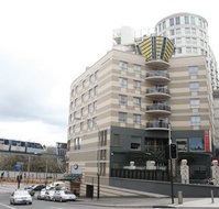 Seasons Darling Harbour - Accommodation VIC