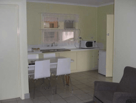 High Street Motel - Accommodation VIC 1