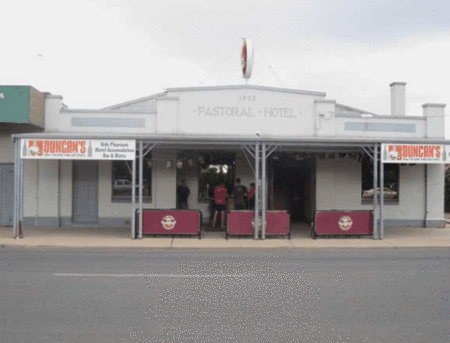 Pastoral Hotel - Accommodation VIC