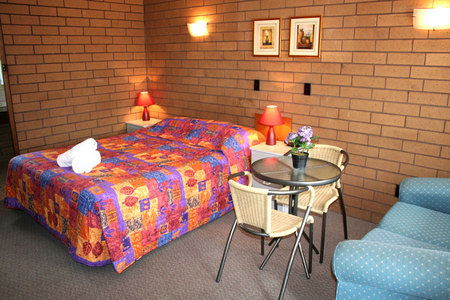 Rippleside Park Motor Inn - Accommodation VIC 0