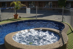 Rodney Motor Inn - Accommodation VIC 1