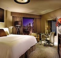Four Seasons Hotel - Accommodation VIC