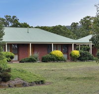 Summerfield Studio Apartments - Accommodation VIC