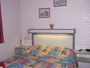 Sun Centre Motel - Accommodation VIC 2