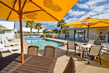 Torquay Tropicana Motel - Accommodation VIC 0