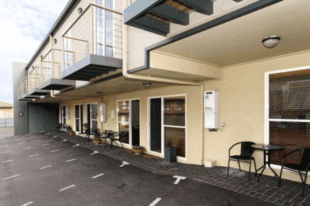 Best Western Beaches Apartments - Accommodation VIC 2