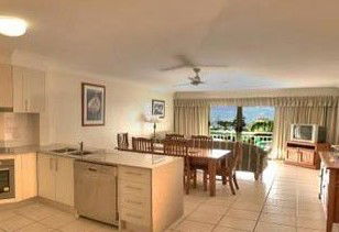 Kirra Palms Holiday Apartments - Accommodation VIC 1