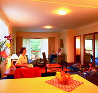 Oxley Court Serviced Apartments - Accommodation VIC