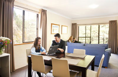 Oxley Court Serviced Apartments - Accommodation VIC 1
