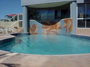 Beachfront Towers - Accommodation VIC 1