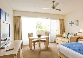 Waves Byron Bay - Accommodation VIC 3