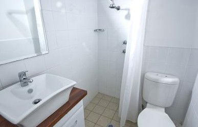 City Crown Lodge - Accommodation VIC 4