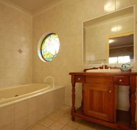 Country Gardens Motor Inn - Accommodation VIC
