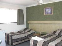 Hanging Rock Family Motel - Accommodation VIC 1