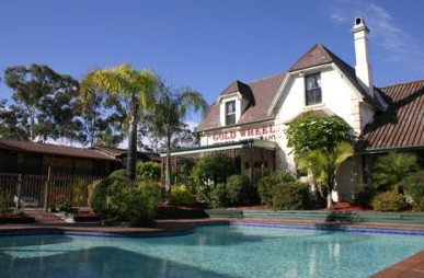 Maclin Lodge Motel - Accommodation VIC 3