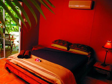 Rum Jungle Bungalows - Accommodation VIC 2