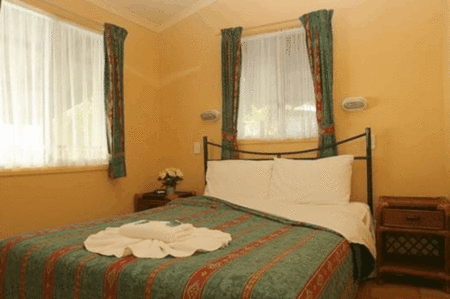 Cane Village Holiday Park - Accommodation VIC