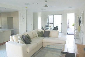 Coolum Villas - Accommodation VIC 2