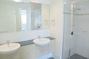 Coolum Villas - Accommodation VIC 5