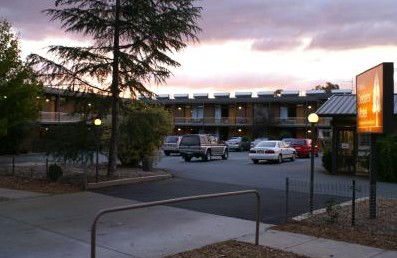 Red Chief Motel - Accommodation VIC 0