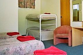 Red Chief Motel - Accommodation VIC 3