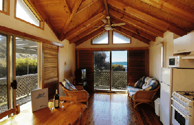 Blue Lagoon Beach Resort - Accommodation VIC