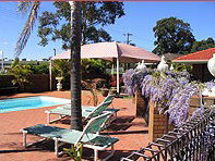 Bomaderry Motor Inn - Accommodation VIC 2