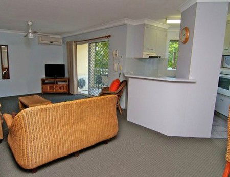 Paradise Grove Holiday Apartments - Accommodation VIC 2