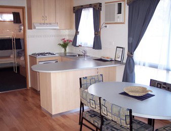 Ocean Point Resort - Accommodation VIC 3