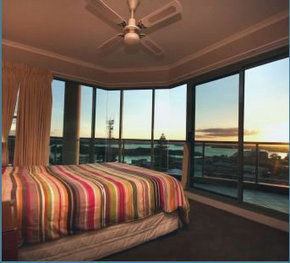 Sails Apartments - Accommodation VIC 8