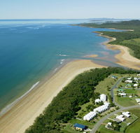 SeaEagles Beach Resort - Accommodation VIC