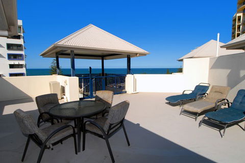 Raffles Mooloolaba - Accommodation VIC 1