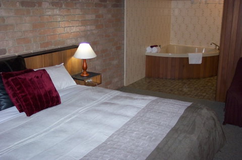 Farnham Court Motel - Accommodation VIC 1