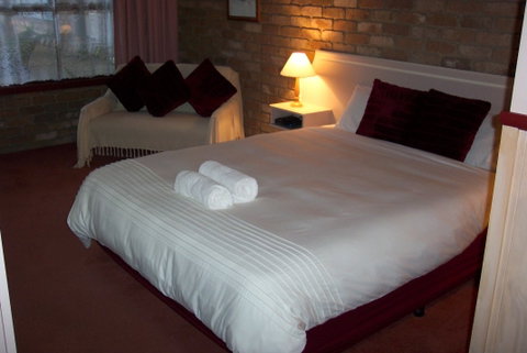 Farnham Court Motel - Accommodation VIC 3