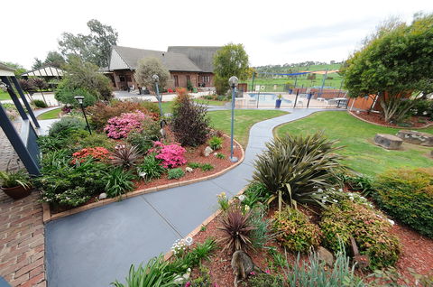 Greenvale Holiday Units - Accommodation VIC 1