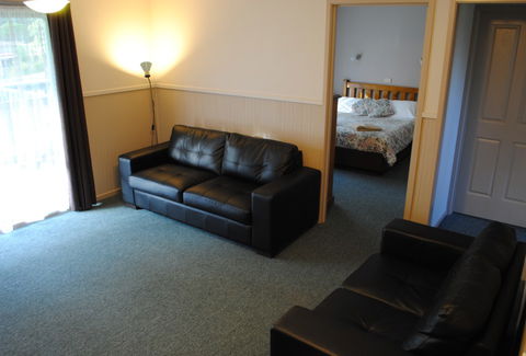 Lakes Entrance Country Cottages - Accommodation VIC 1