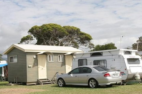 BIG4 Rollingstone Beach Caravan Resort - Accommodation VIC 2