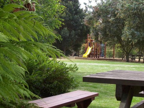 Surfcoast Retreat - Accommodation VIC 2