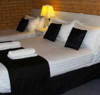 Golden Harvest Motor Inn - Accommodation VIC