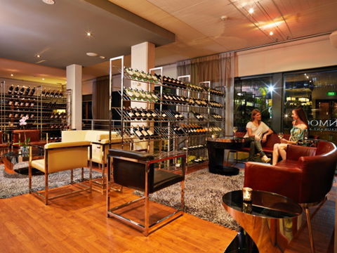 Sunmoon Boutique Resort - Accommodation VIC 2